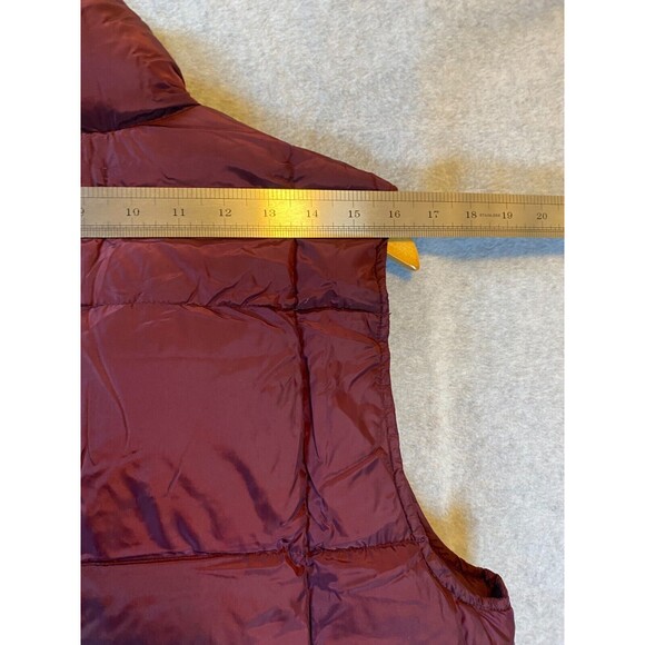 Lands End Puffer Vest Jacket Womens Small 8 Dark Burgundy Goose Down Snap Button - Picture 14 of 15